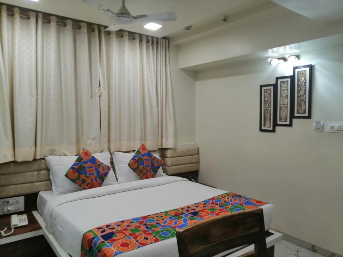 Hotel Radana Vashi Navimumbai Navi Mumbai Dış mekan fotoğraf